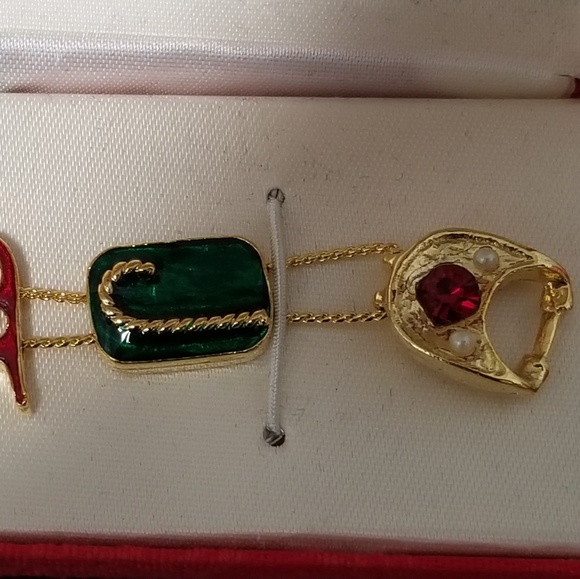 NWOT Holiday Charm Bracelet - Picture 5 of 5
